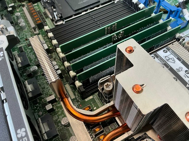 Server - hp - proliant dl380 gen11 - afbeelding 10 van  11