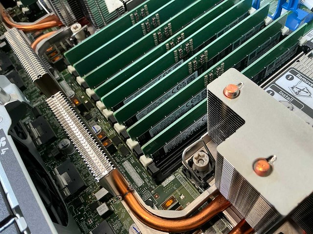 Server - hp - proliant dl380 gen11 - afbeelding 6 van  8