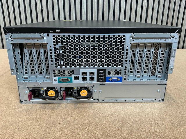 Server - hp - proliant ml350p gen8 - afbeelding 2 van  10