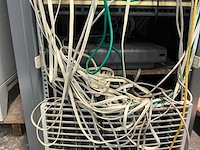 Server kasten en toebehoren (2x) - afbeelding 4 van  7