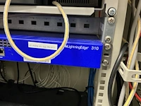 Server - afbeelding 10 van  11