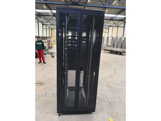 Serverkast - afbeelding 12 van  12