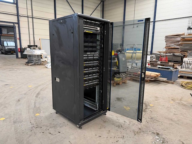 Serverkast - afbeelding 6 van  12