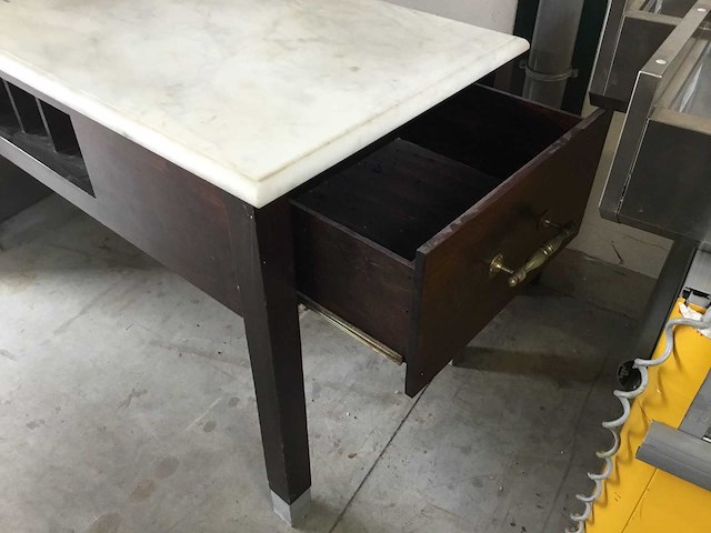 Service tafel - afbeelding 2 van  4