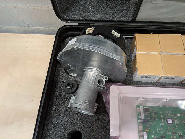 Servicekoffer , nefit topline - afbeelding 8 van  14