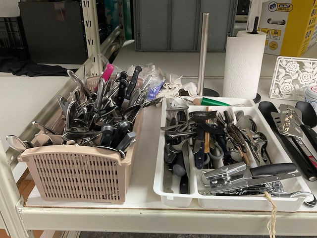 Servies, bestek en divers - afbeelding 8 van  11