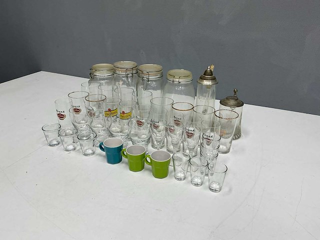 Servies en keukengerei (43x) - afbeelding 6 van  13