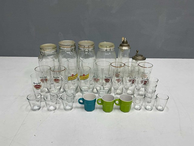 Servies en keukengerei (43x) - afbeelding 8 van  13