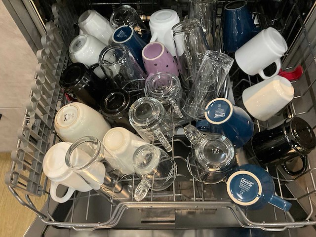 Servies, glaswerk en bestek - afbeelding 10 van  27