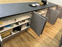 Servies, glaswerk en bestek - afbeelding 1 van  27
