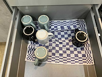Servies, glaswerk en bestek - afbeelding 8 van  27