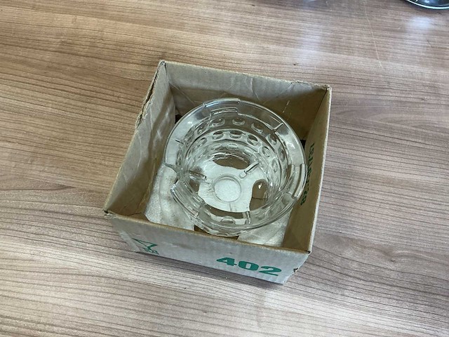 Servies & glaswerk - afbeelding 2 van  11