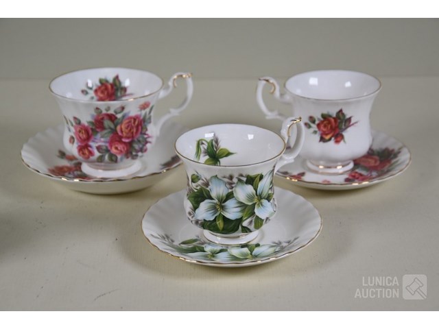Servies royal albert - afbeelding 2 van  4