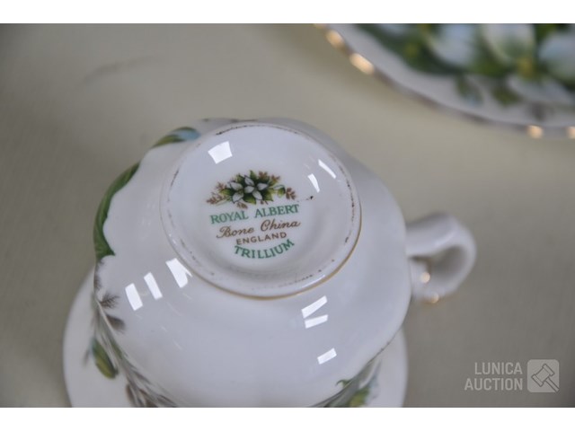 Servies royal albert - afbeelding 3 van  4