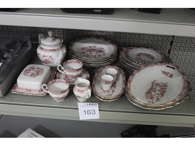 Servies weiden bavaria 25 delig w.o. botervloot, theepot, bordjes en schalen. margeproduct - afbeelding 1 van  2