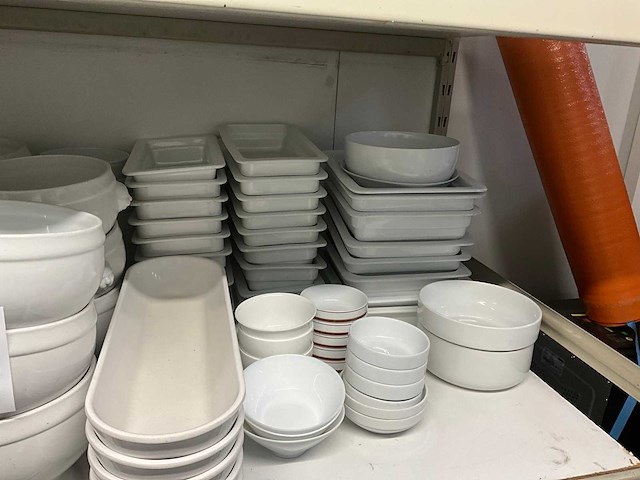 Servies - afbeelding 7 van  7