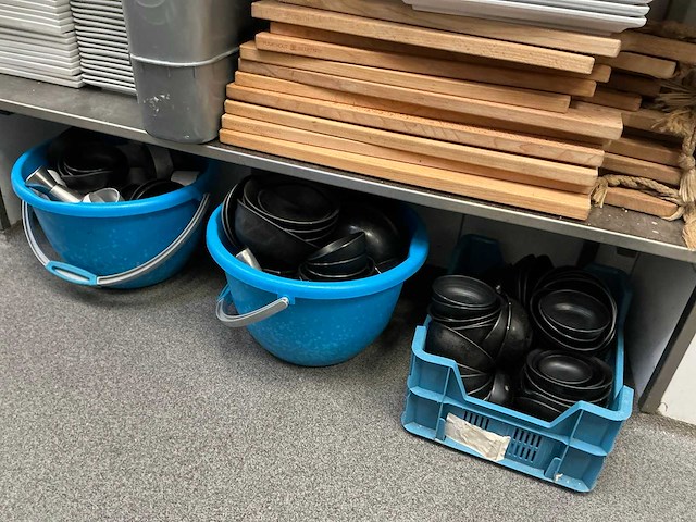 Servies - afbeelding 2 van  10