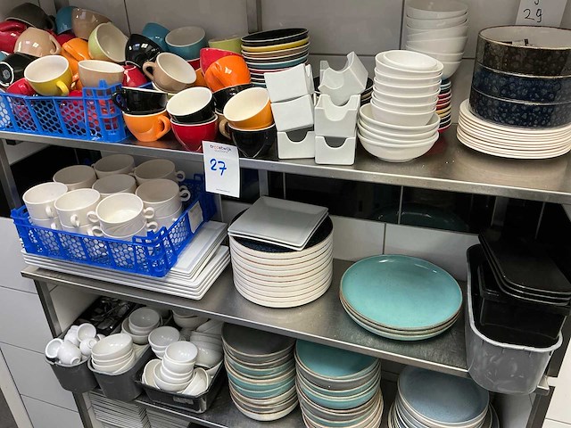 Servies - afbeelding 8 van  10