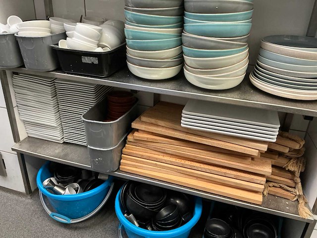 Servies - afbeelding 10 van  10