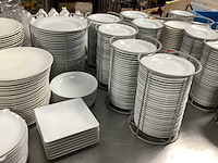 Servies - afbeelding 3 van  7