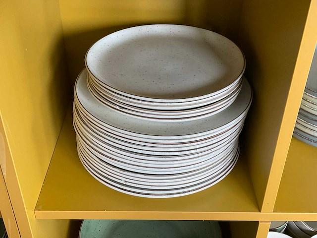 Servies - afbeelding 3 van  7