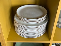 Servies - afbeelding 3 van  7