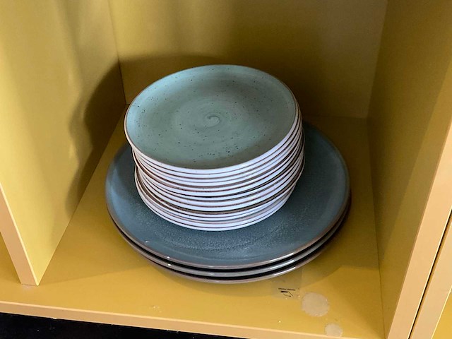 Servies - afbeelding 5 van  7