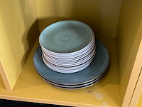 Servies - afbeelding 5 van  7