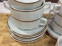 Servies - afbeelding 2 van  4