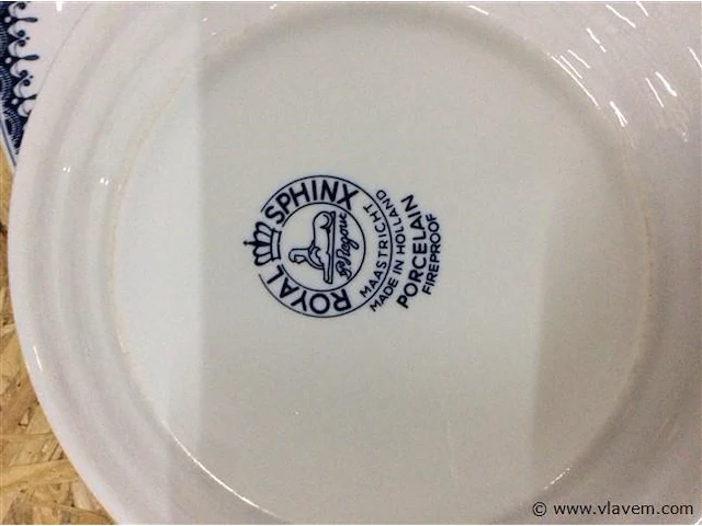 Servies - afbeelding 3 van  3