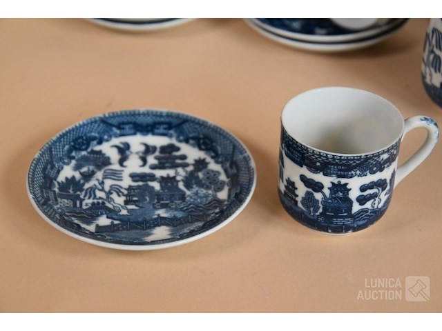 Servies - afbeelding 4 van  7