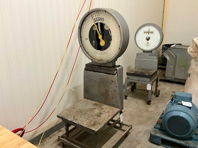 Servo weegschaal - afbeelding 1 van  4