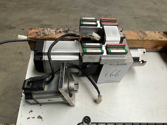 Servomotor (2x) - afbeelding 1 van  5