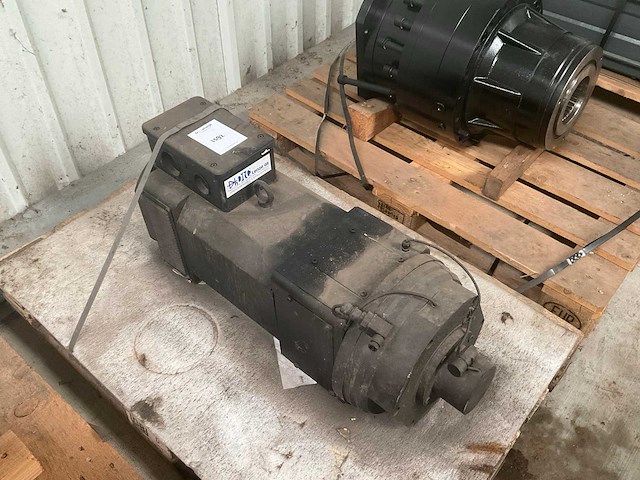 Servomotor - afbeelding 1 van  5