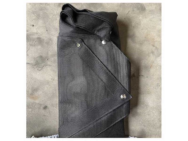 Sessa marine fly40 front window black mesh sun cover - 048115g - afbeelding 4 van  6