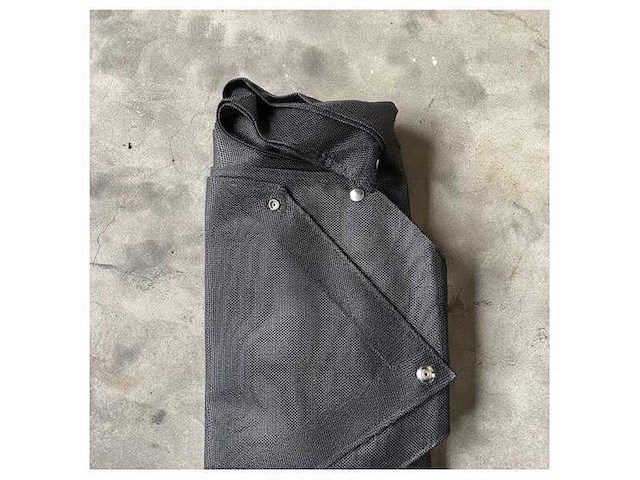 Sessa marine fly40 front window black mesh sun cover - 048115g - afbeelding 6 van  6