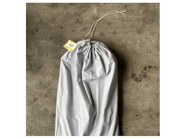 Sessa marine fly40 front window black mesh sun cover - 048115g - afbeelding 5 van  6