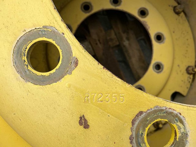 Set 2x john deere 28" tractorwielen met galaxy agri-star 420/85 r28 banden - afbeelding 3 van  9