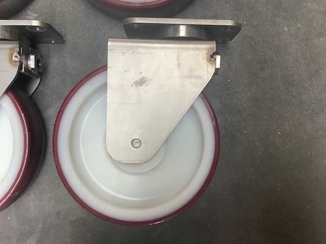 Set (4 stuks) zwenk- en bokwielen ø 20 cm - afbeelding 1 van  1