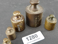 Set antieke geijkte bronzen gewichten - afbeelding 2 van  5