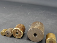 Set antieke geijkte bronzen gewichten - afbeelding 5 van  5
