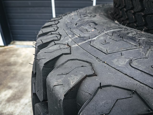 Set banden, titan, multi trac c/s - afbeelding 3 van  14