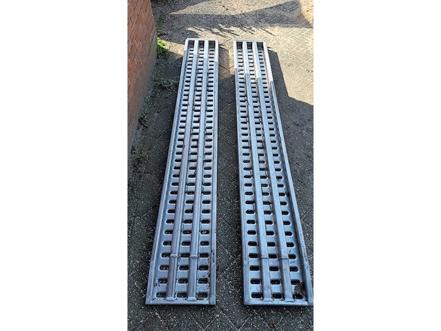 Set demo oprijplaten, grijs / chroom - afbeelding 2 van  6