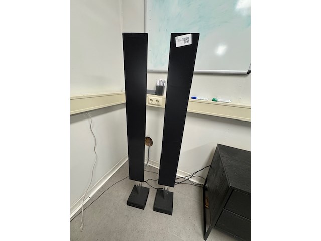 Set design speakers bang en olufsen, beolab 8000 - afbeelding 1 van  3