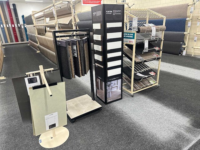 Set displays - afbeelding 1 van  5