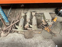 Set diverse trilstampers en beitels - afbeelding 1 van  1