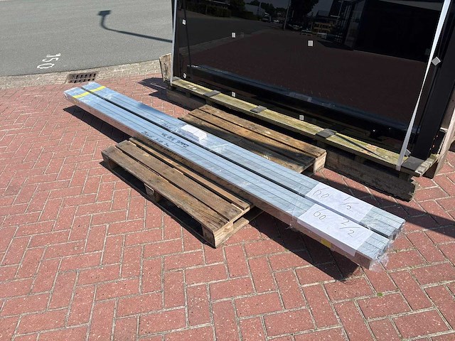 Set glaspanelen - 102cm x 230cm getint (4x3) - afbeelding 5 van  9