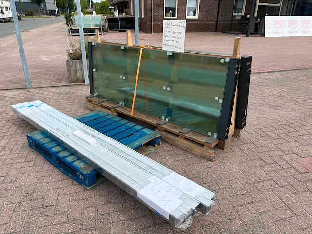 Set glaspanelen - 82cm x 240cm helder (5x3) - afbeelding 4 van  10