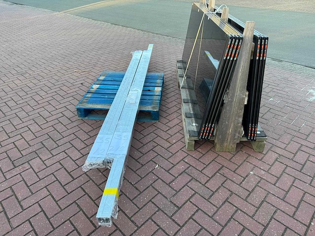 Set glaspanelen - 94x235 helder (3x3 & 1x4) - afbeelding 1 van  2