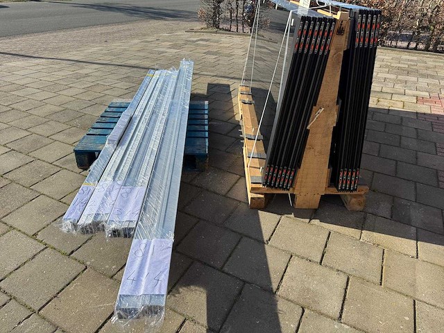 Set glaspanelen - 98 cm x 225cm getint (5x3) & (2x4) - afbeelding 5 van  7
